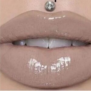 The Gloss (Beige Nude) 💋 ✨ NEW ✨ JEFFREE STAR COSMETICS